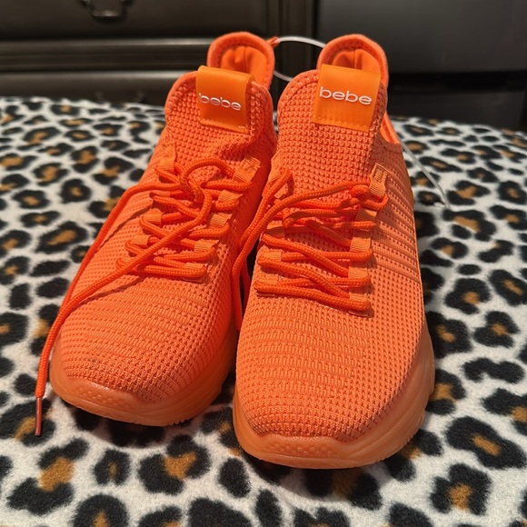 Bebe - Picture 5 of 7